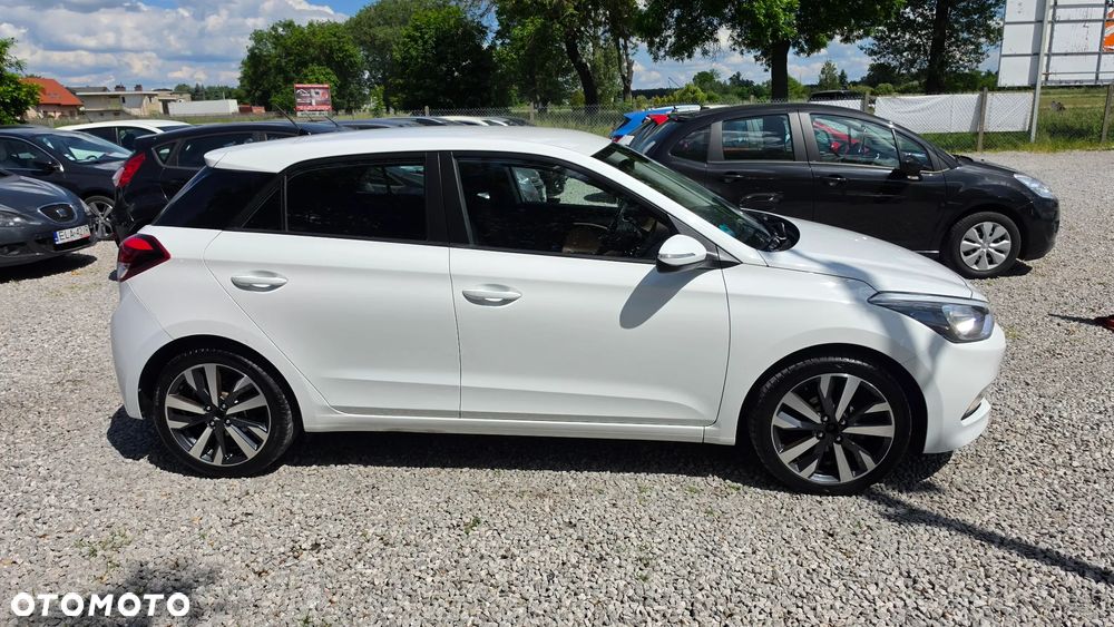 Hyundai i20 1.4 Automatik Trend - 8