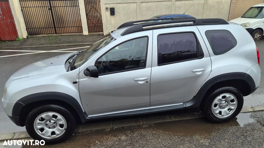 Dacia Duster 1.5 dCi 4x2 Laureate - 3