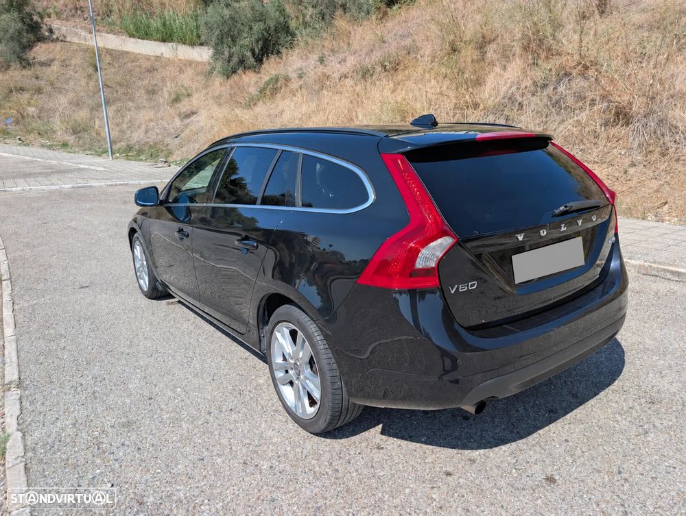 Volvo V60 DRIVe Momentum - 5