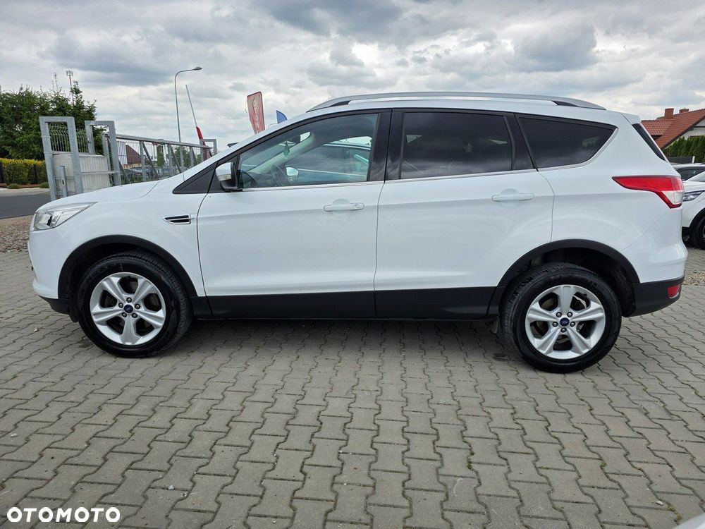 Ford Kuga 2.0 TDCi 2x4 Titanium - 18