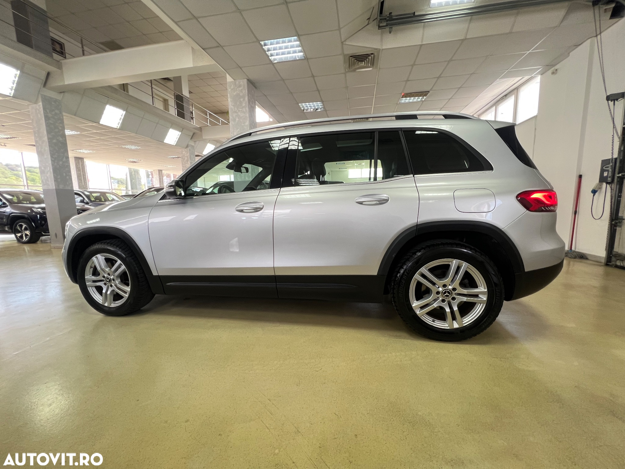 Mercedes-Benz GLB 200 d 4Matic 8G-DCT Special Edition - 14