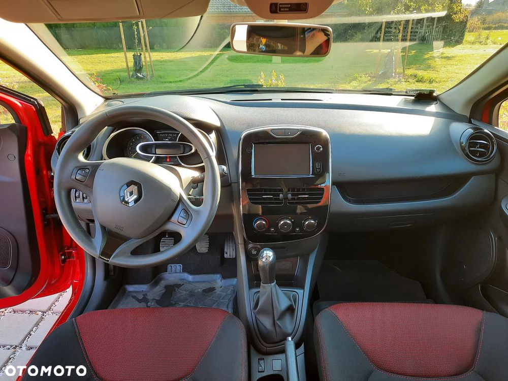 Renault Clio - 9