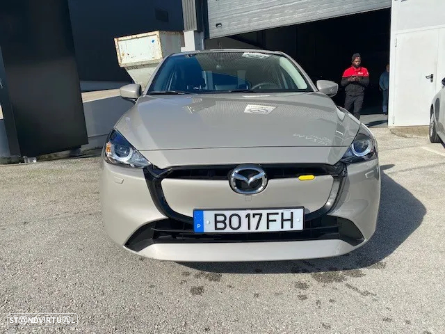 Mazda 2 - 3
