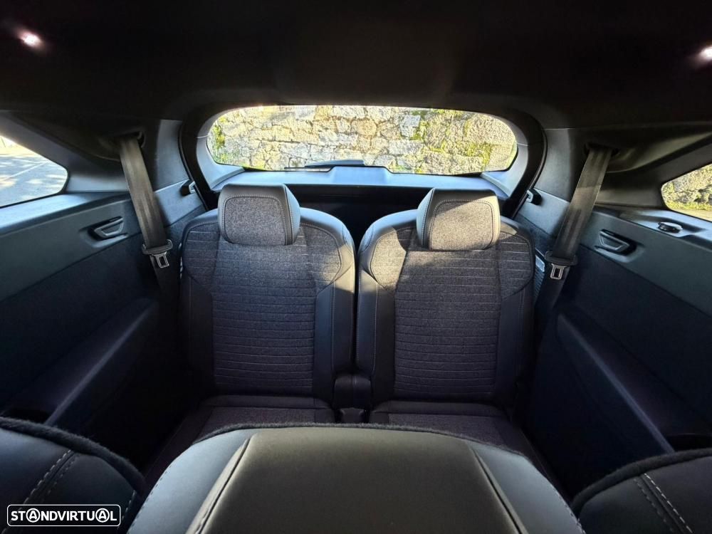 Peugeot 5008 Hybrid 136 e-DSC Allure Pack - 32