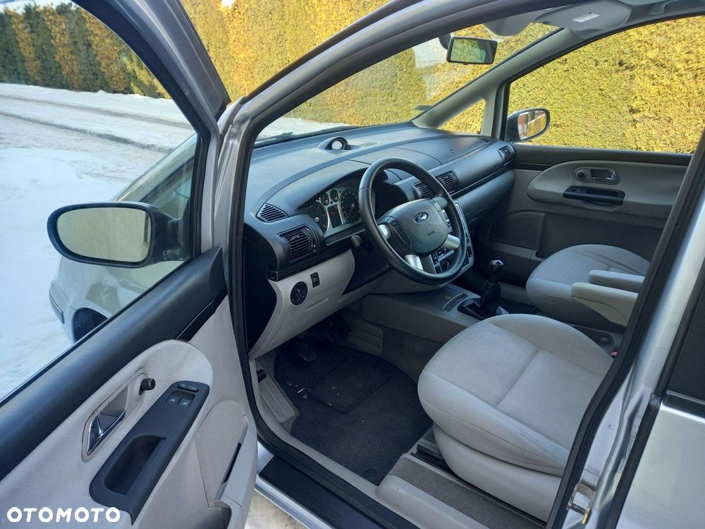 Ford Galaxy 1.9 TDI Ghia - 18