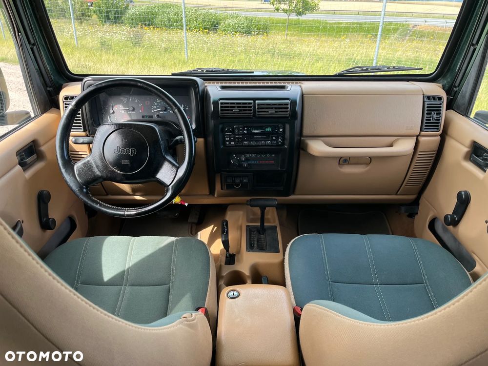 Jeep Wrangler 4.0 Automatik Sahara - 20