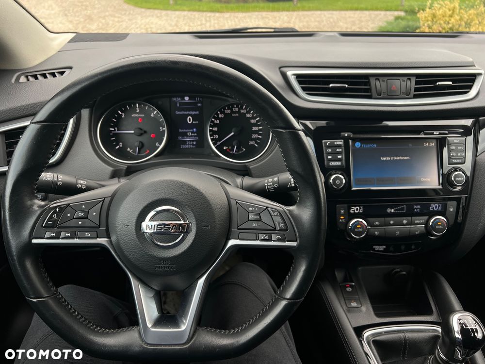 Nissan Qashqai 1.6 dCi Tekna - 17