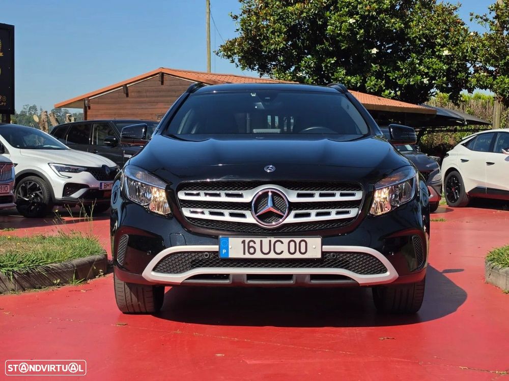 Mercedes-Benz GLA 180 d Aut. - 3