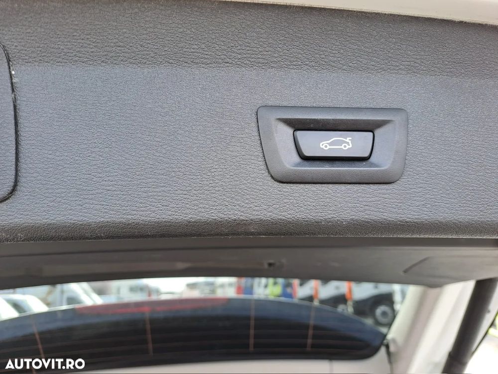 BMW X1 sDrive18d Aut. xLine - 15