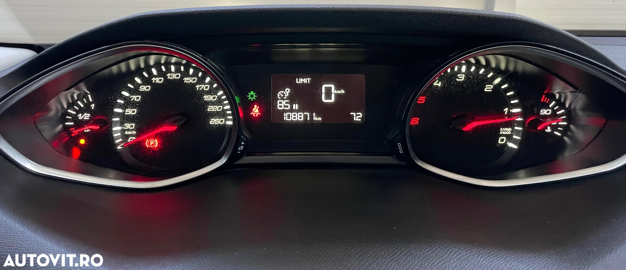 Peugeot 308 1.5 BlueHDi FAP STT Allure - 13