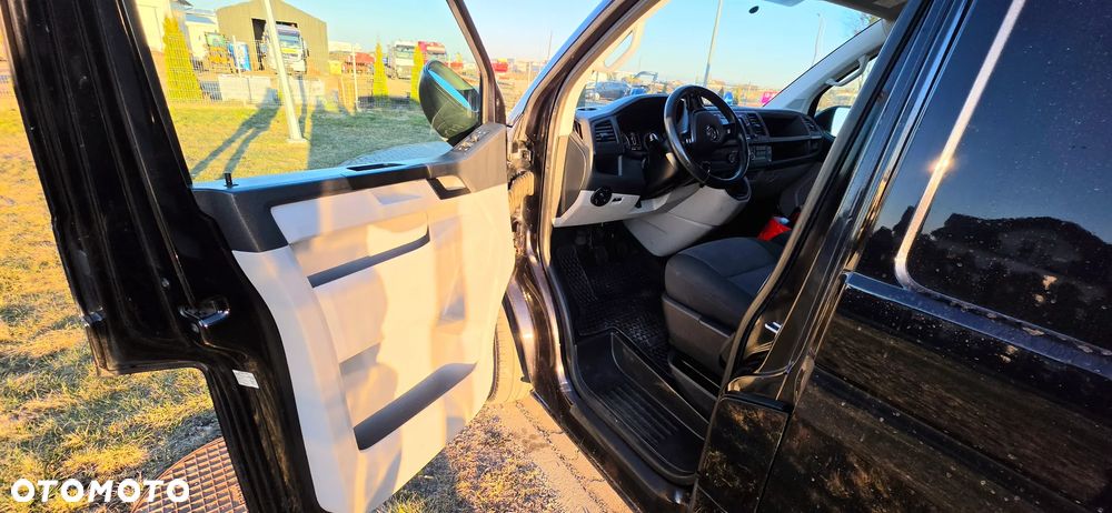 Volkswagen Transporter - 5