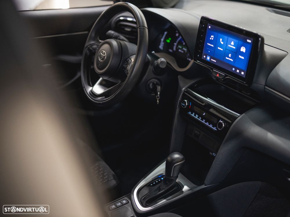 Toyota Yaris Cross 1.5 HDF Comfort - 18