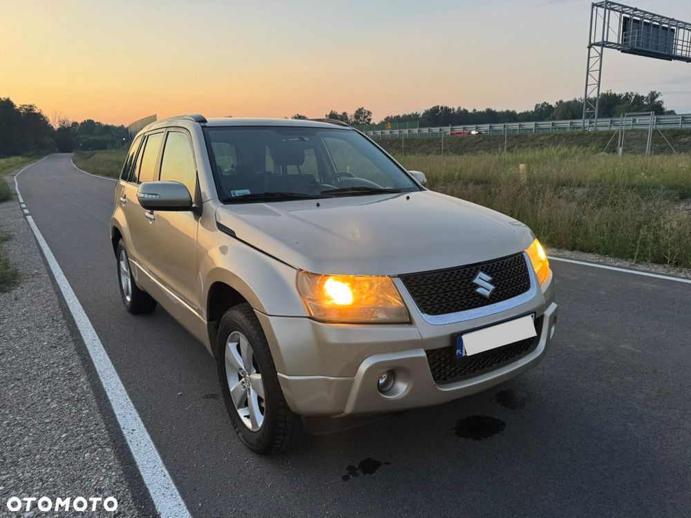 Suzuki Grand Vitara 2.4 Comfort - 5