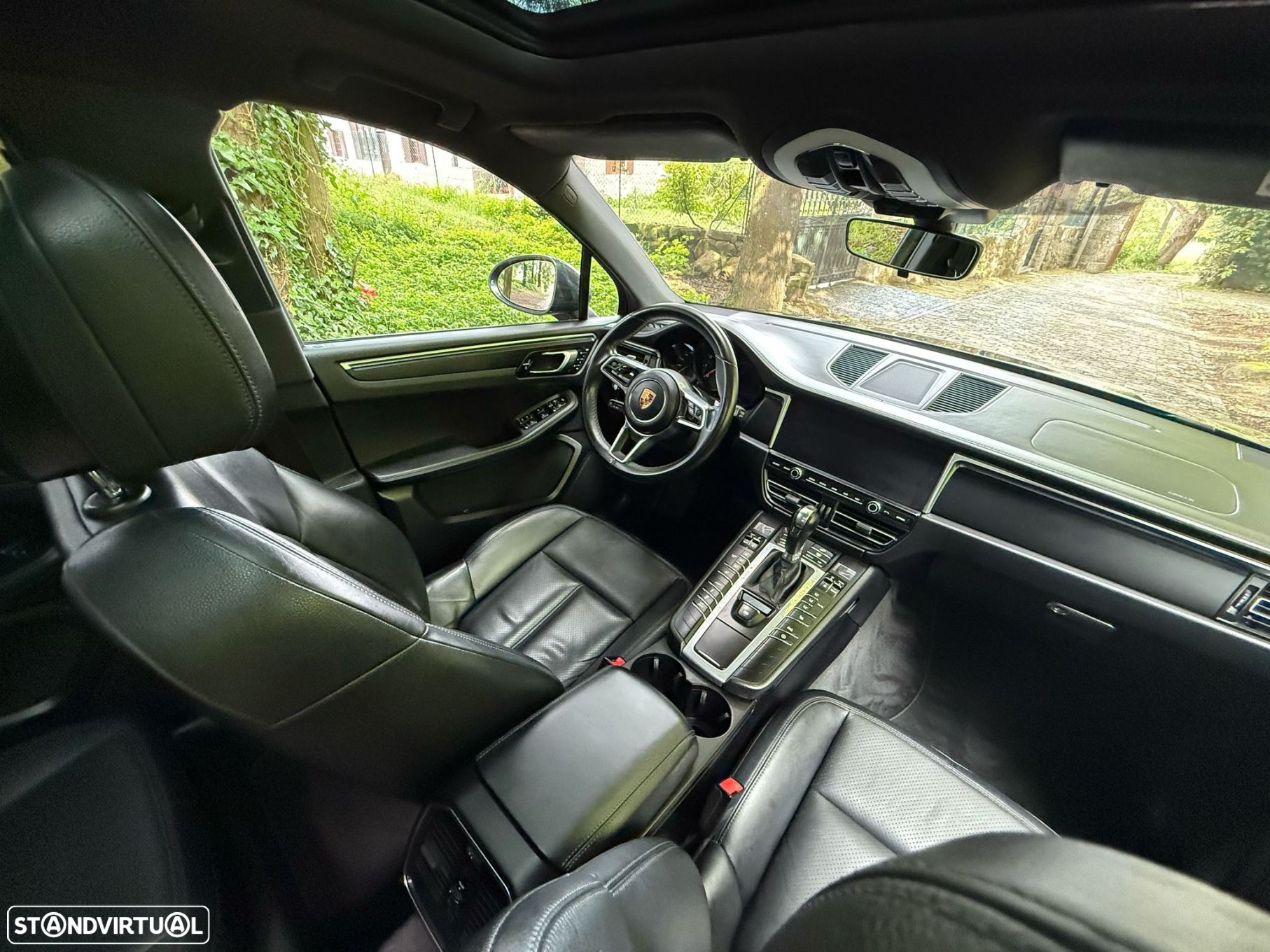 Porsche Macan Standard - 18