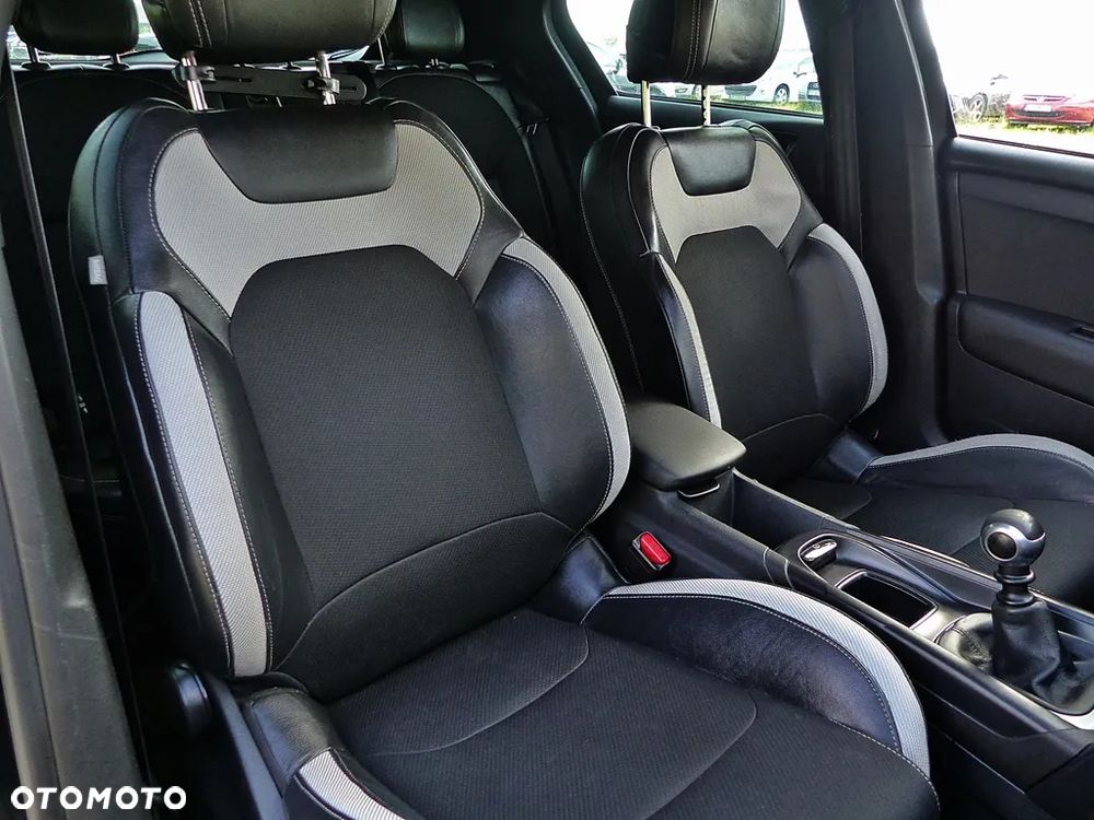 Citroën DS4 1.6 HDi SoChic - 25