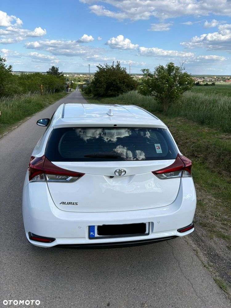 Toyota Auris 1.4 D-4D Active - 6