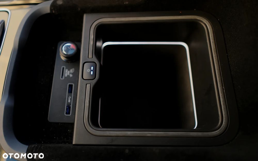 Land Rover Range Rover Sport - 24