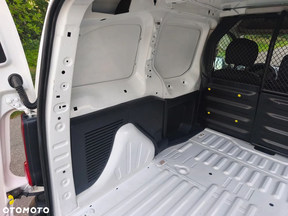 Citroën BERLINGO - 16