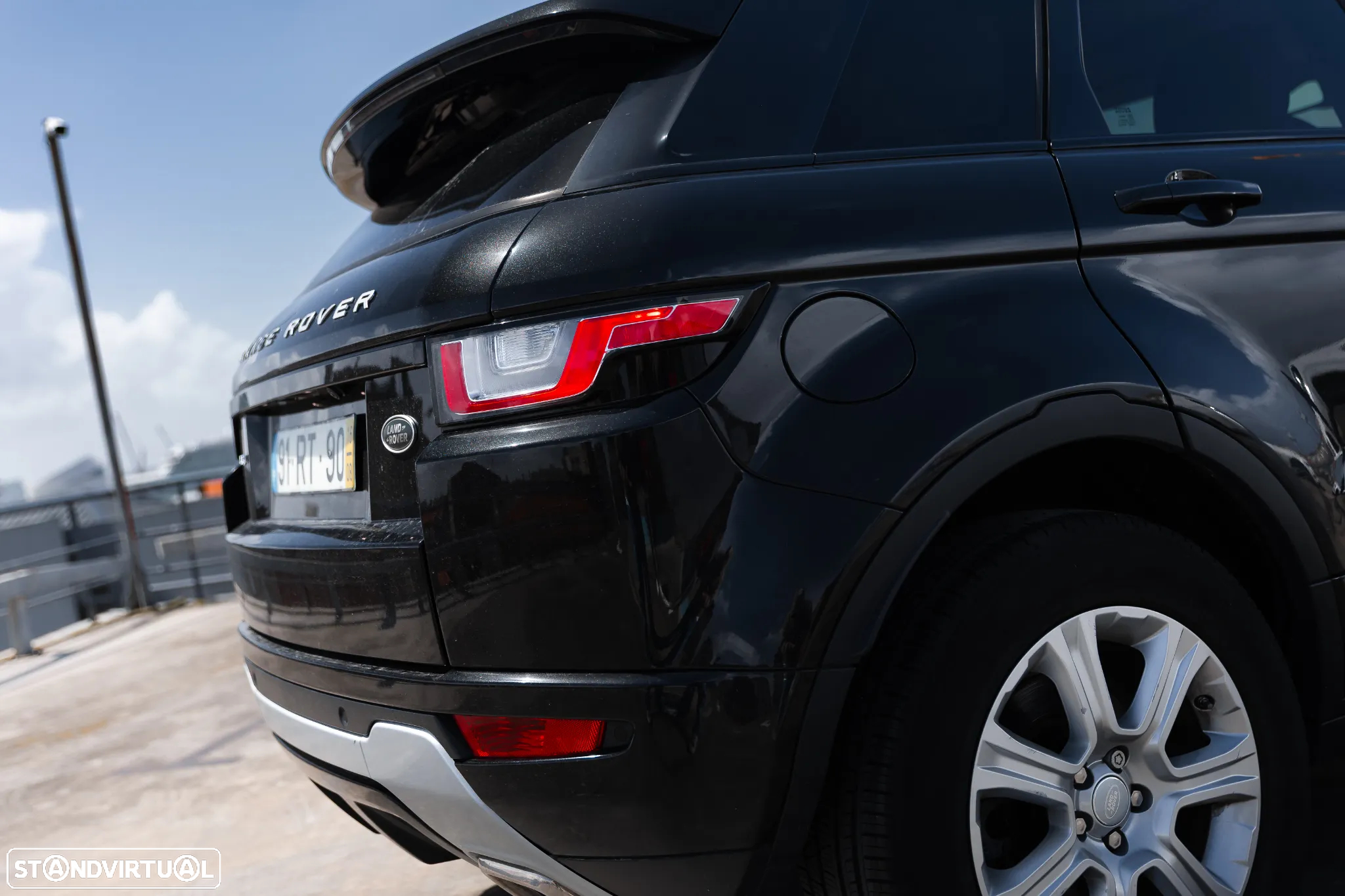 Land Rover Range Rover Evoque 2.0 eD4 SE Dynamic - 31