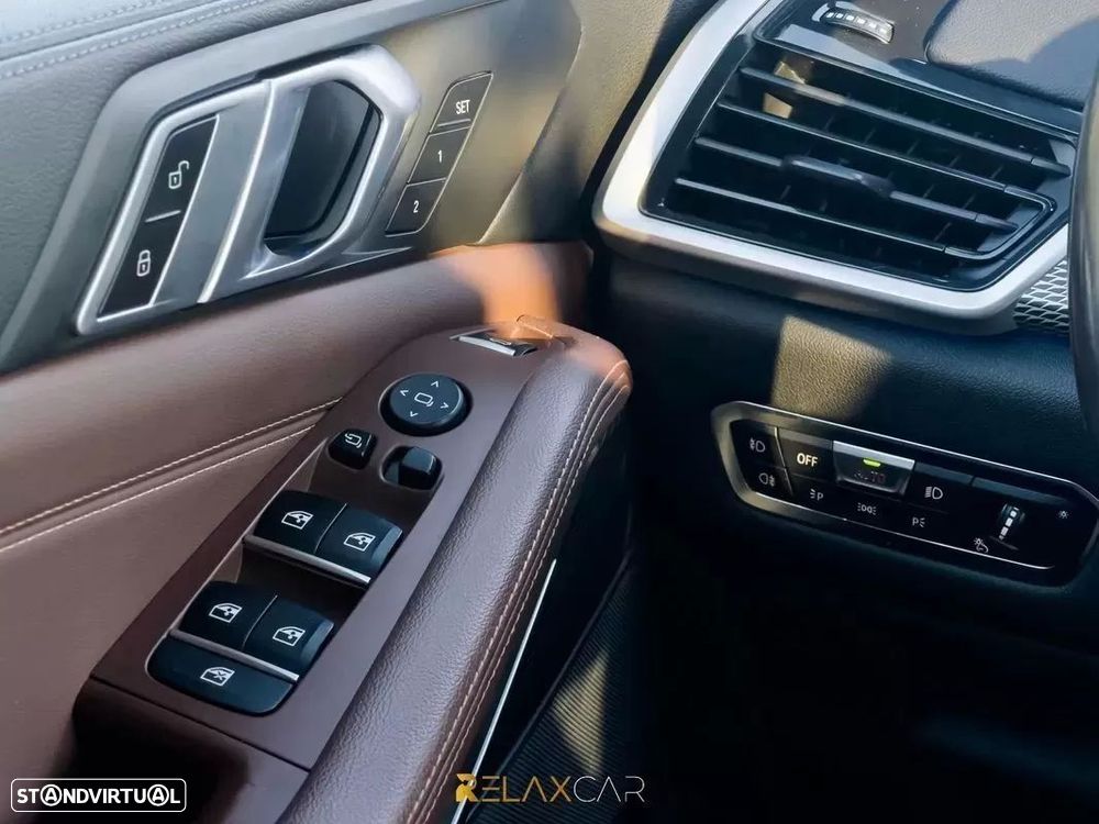 BMW X5 45 e xDrive Pack M - 14