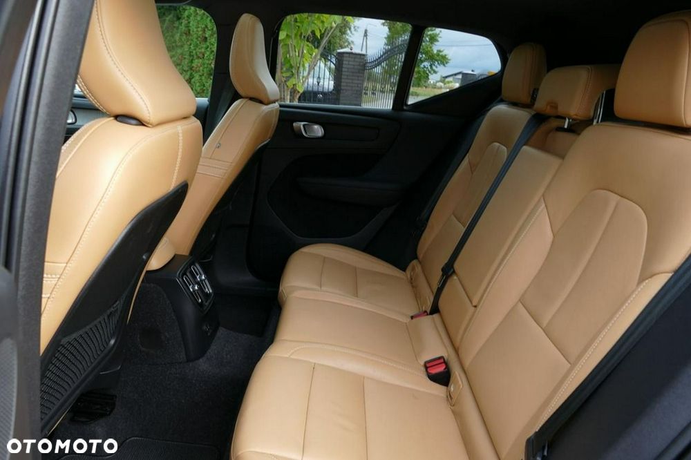 Volvo XC 40 T5 Recharge DKG Inscription Expression - 35