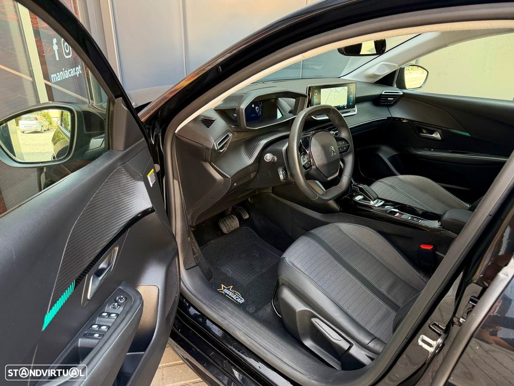 Peugeot e-208 Allure - 7