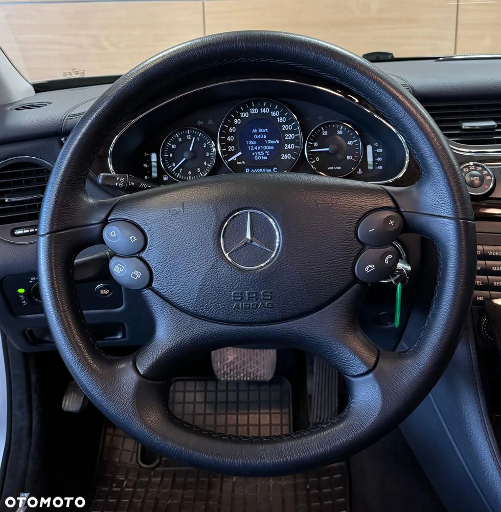 Mercedes-Benz CLS - 18