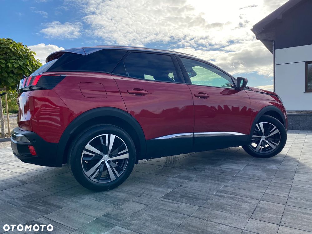 Peugeot 3008 1.2 PureTech Allure S&S - 4