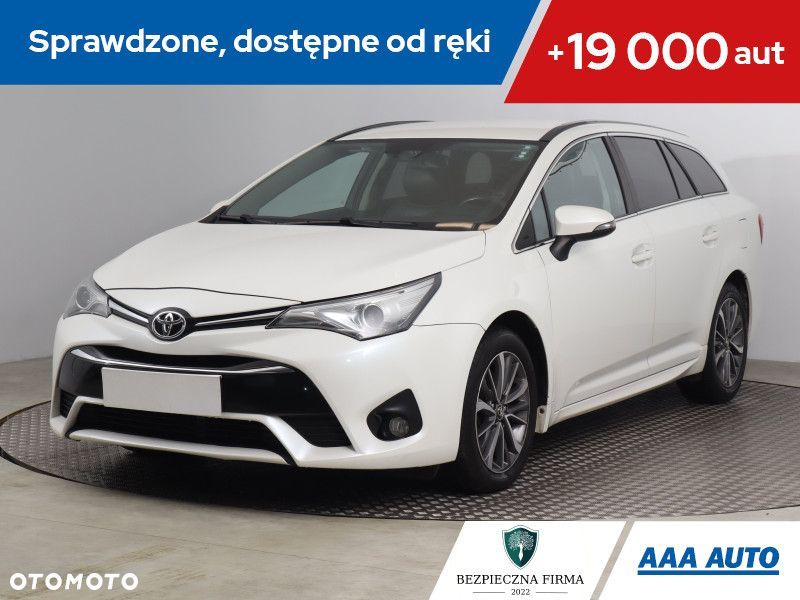Toyota Avensis - 1