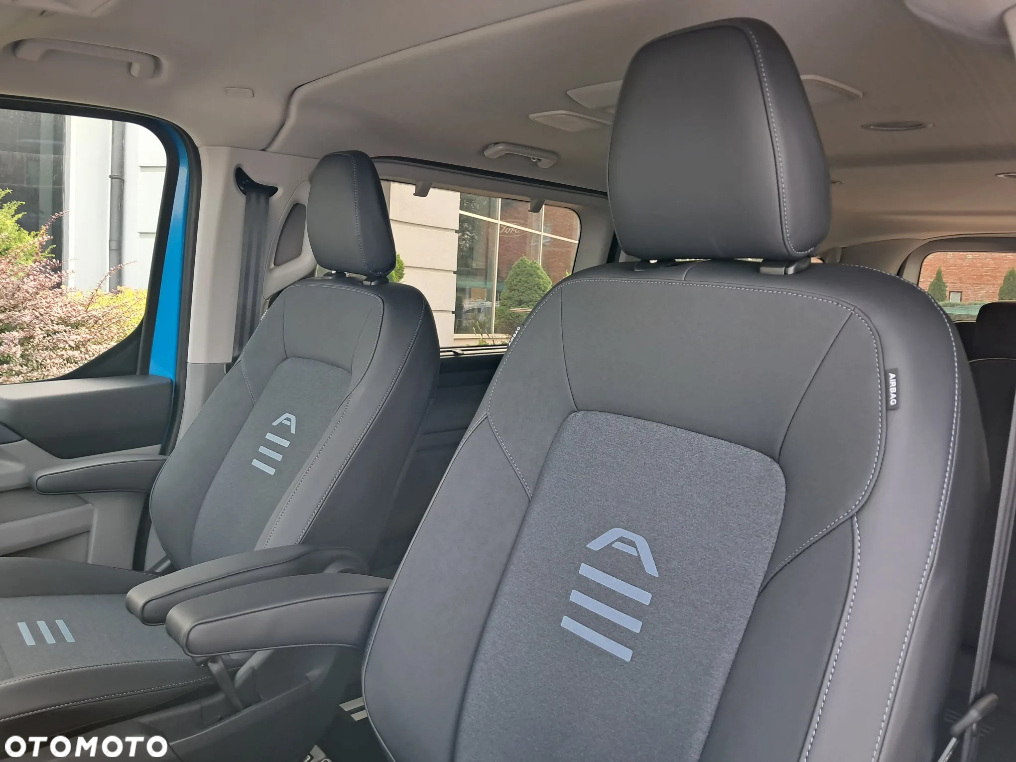 Ford Tourneo Custom 2.0 EcoBlue 320 AWD L2 Active - 19