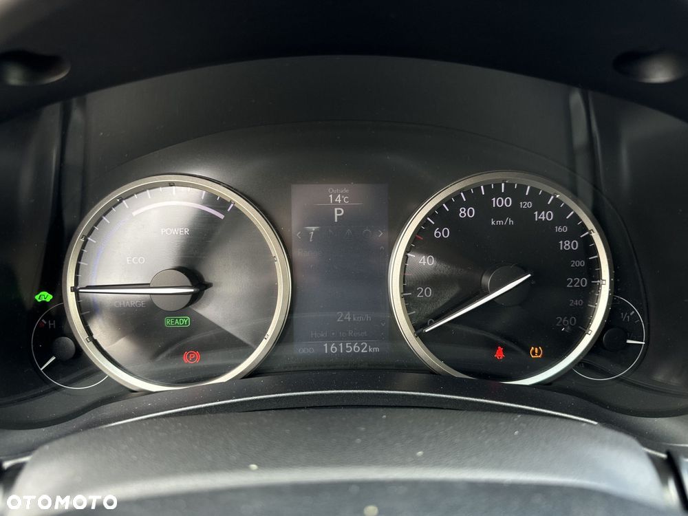 Lexus NX 300h Elite AWD - 2