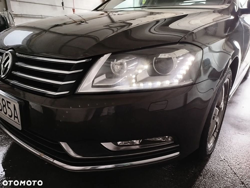 Volkswagen Passat 2.0 TDI Highline - 10
