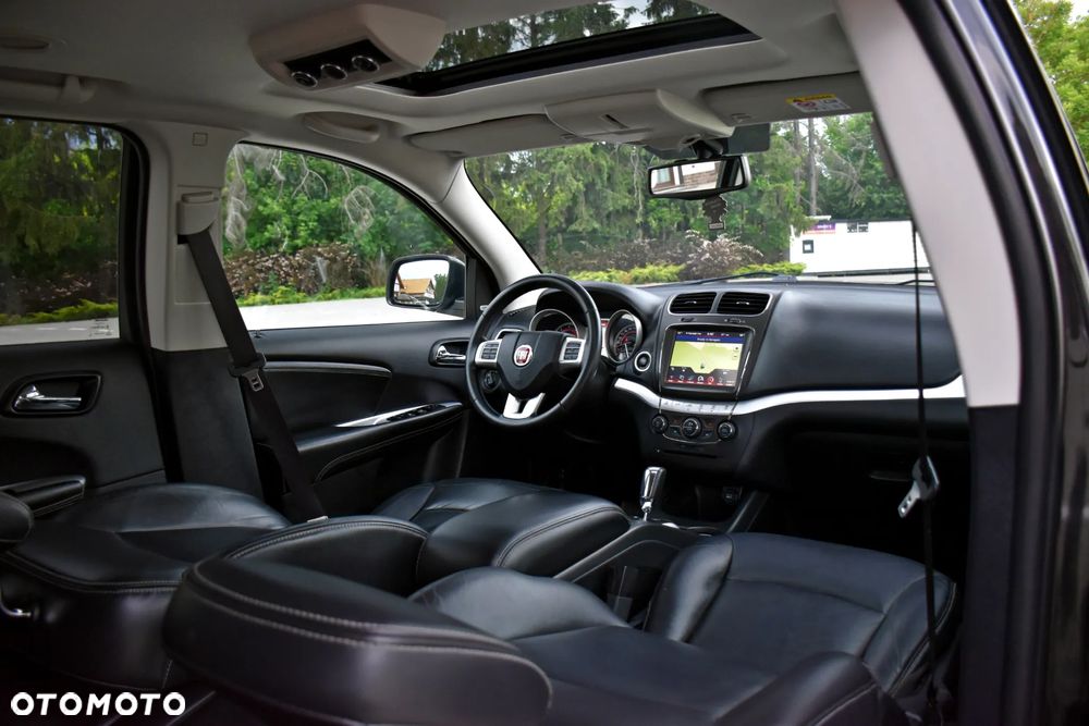 Fiat Freemont 2.0 Multijet 16V DPF Automatik Allrad Black Code - 39