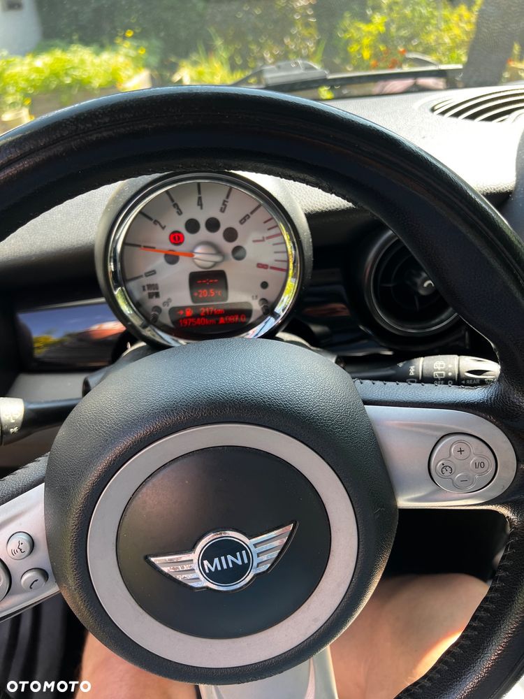 MINI Cooper Standard - 4