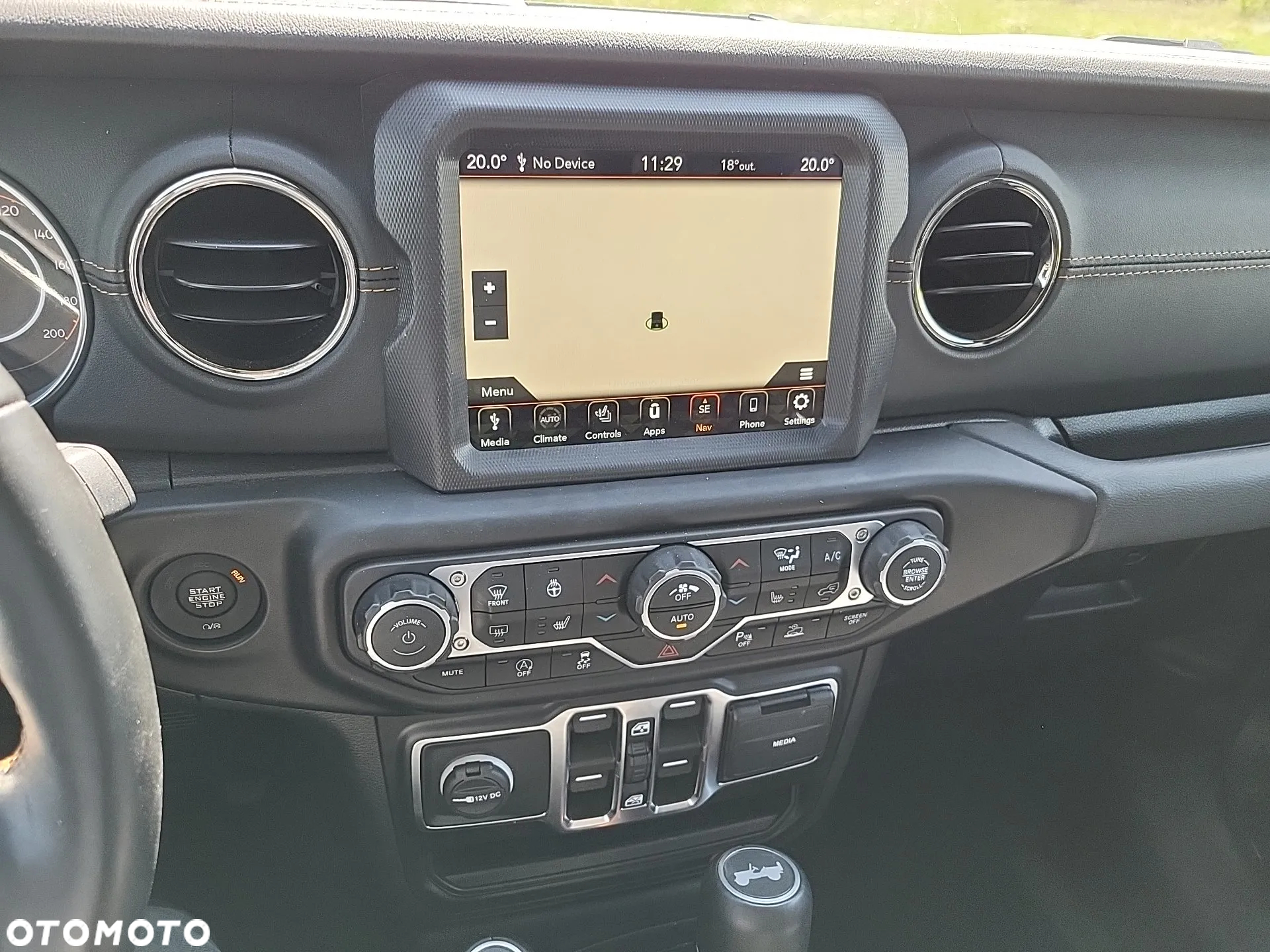 Jeep Wrangler - 13