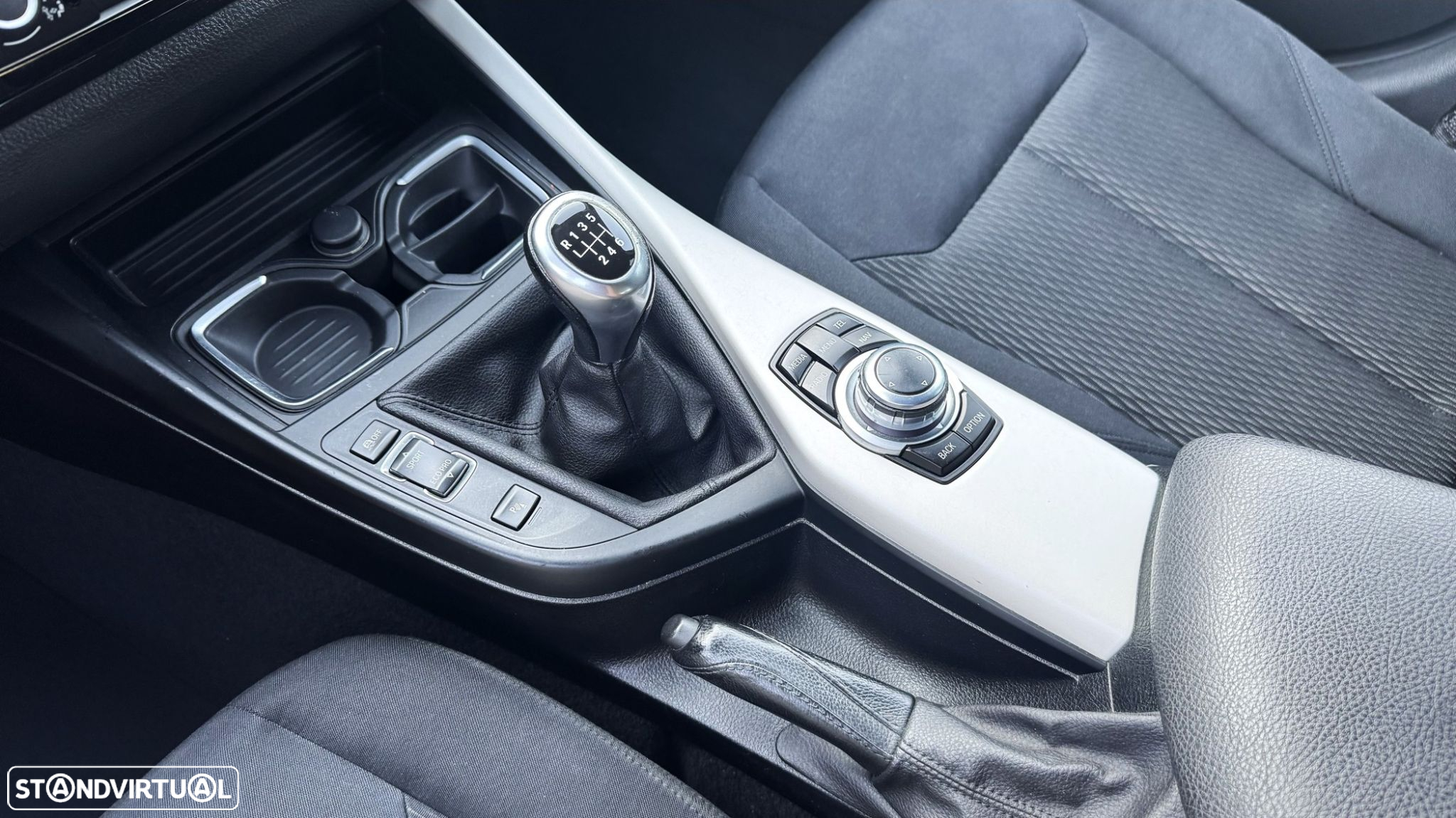 BMW 116 d EfficientDynamics Edition Urban Line - 28