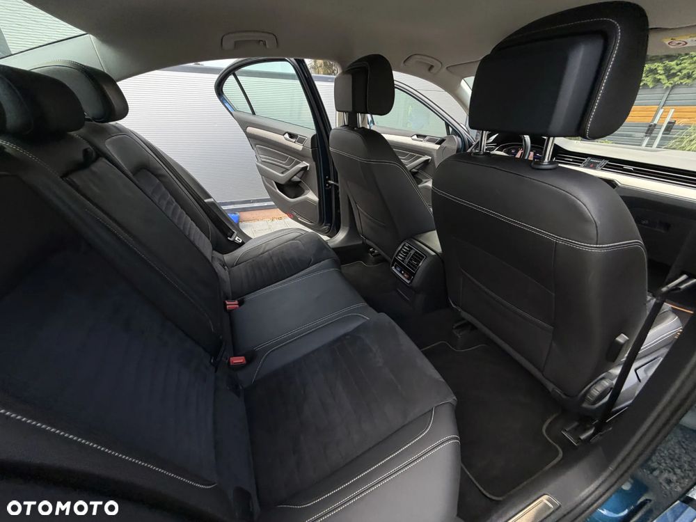 Volkswagen Passat 1.5 TSI EVO Highline DSG - 17