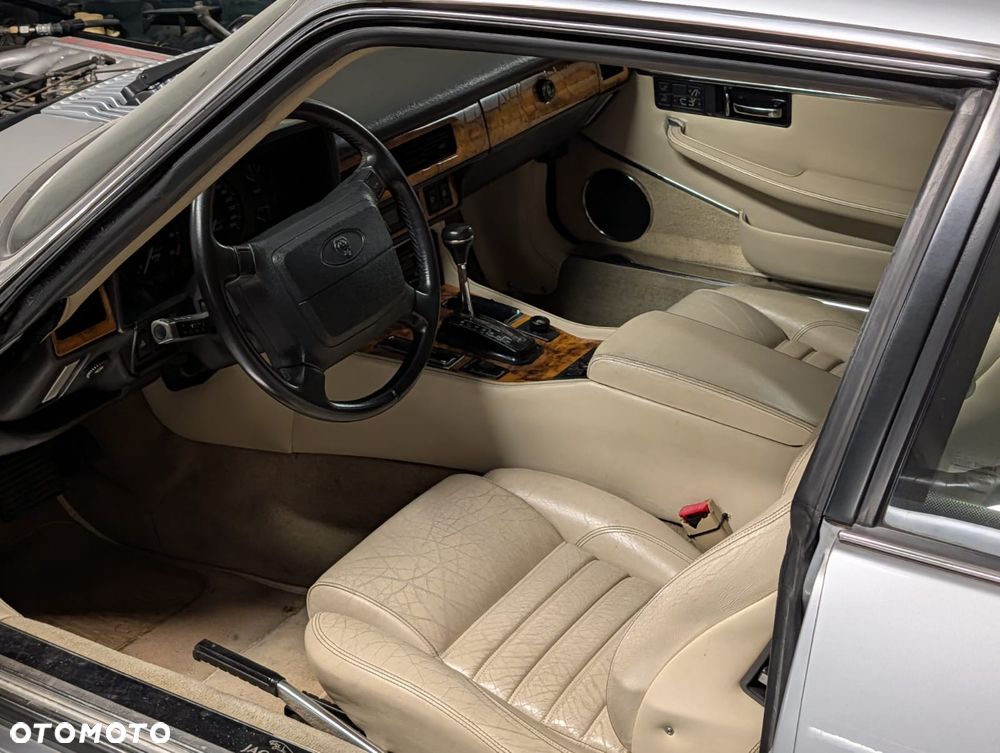 Jaguar XJS - 9