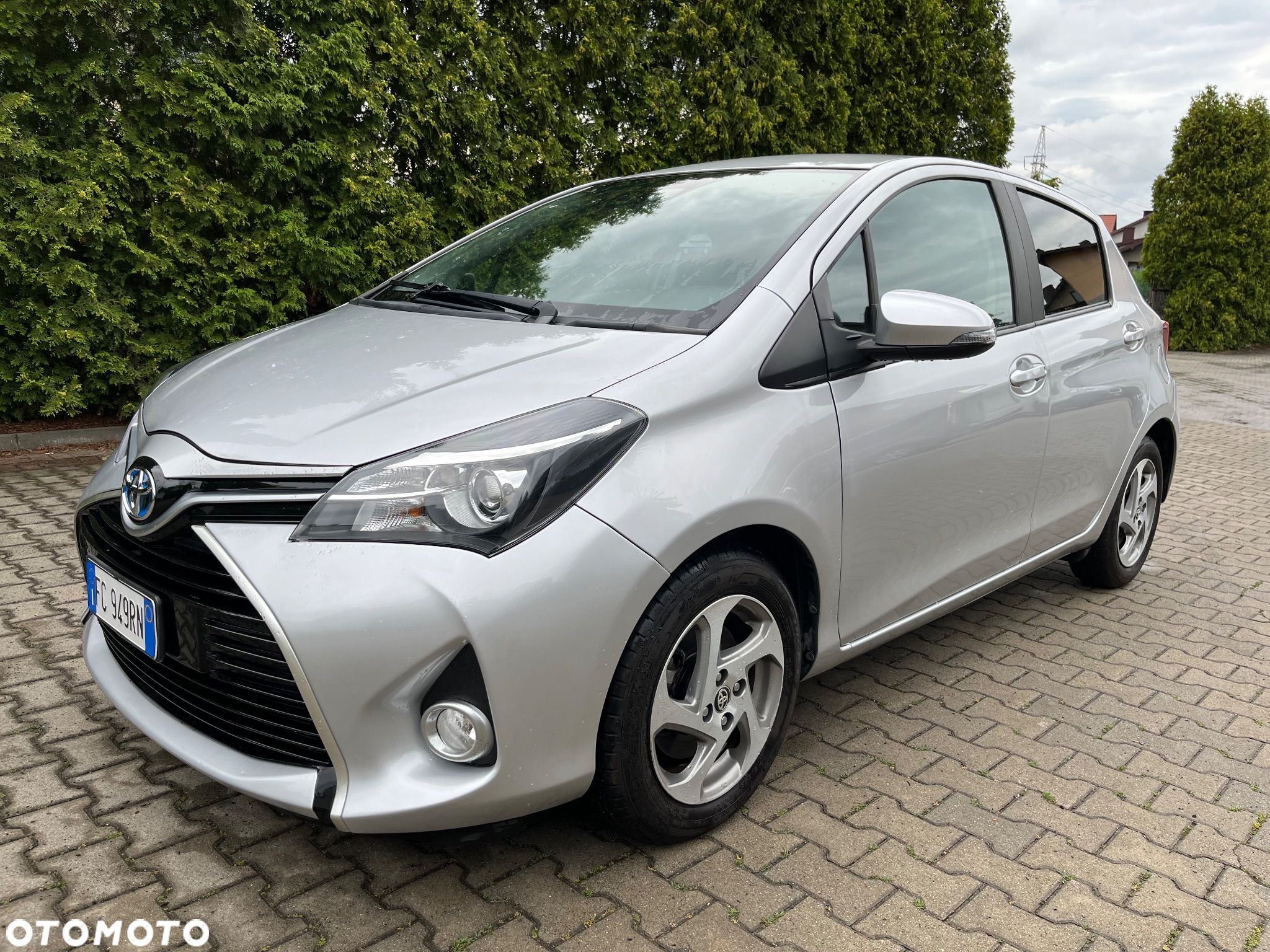 Toyota Yaris Hybrid 1.5 VVT-i Comfort - 1