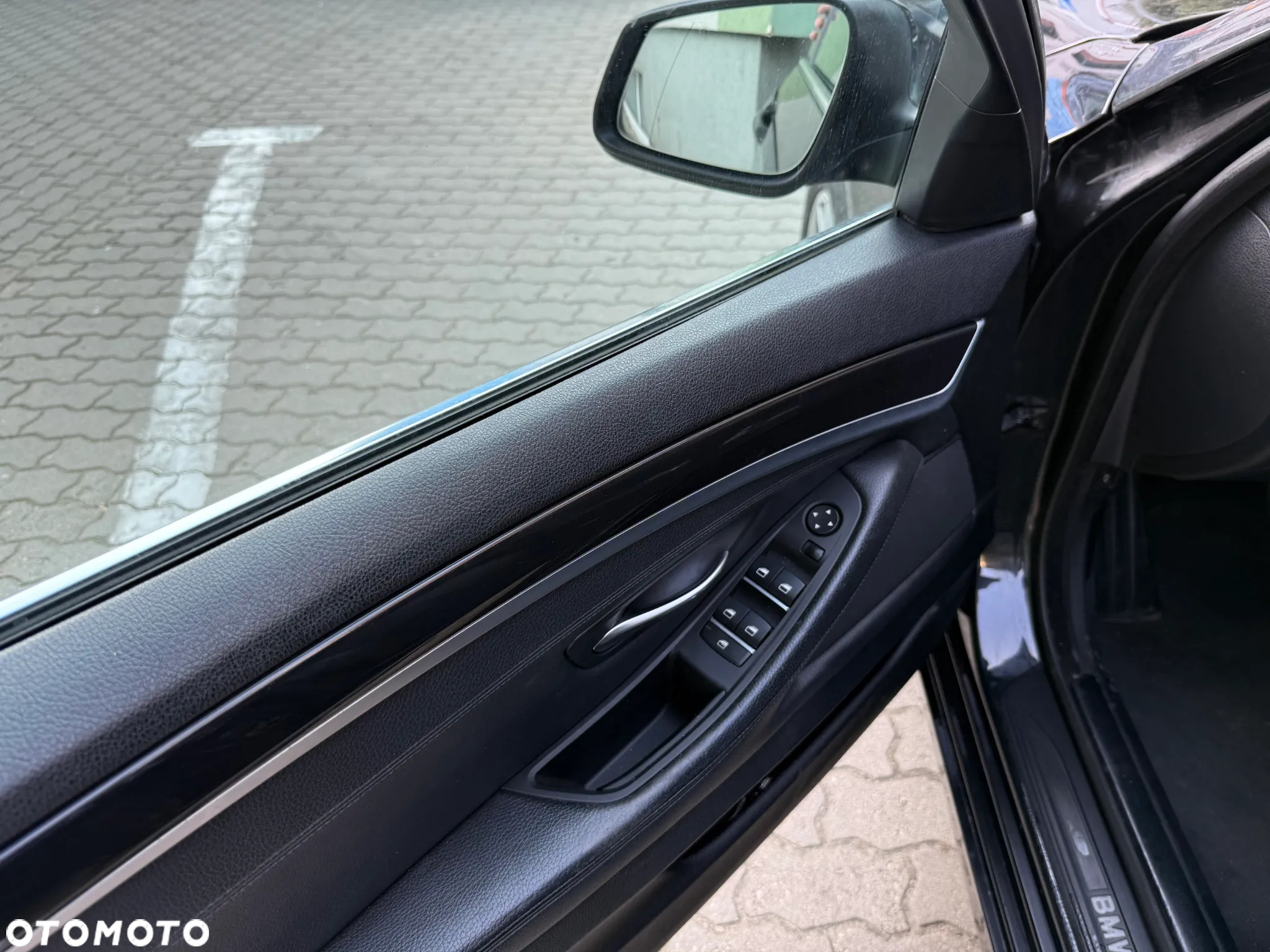 BMW Seria 5 520d Touring - 8