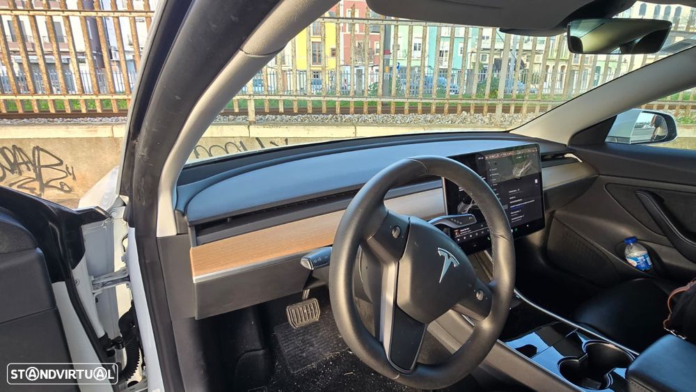 Tesla Model 3 Standard Range Plus RWD - 5