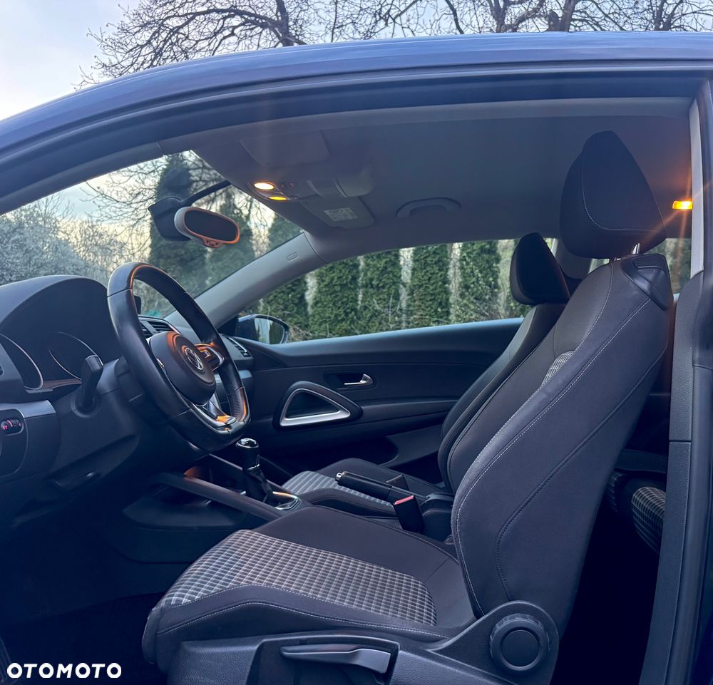 Volkswagen Scirocco - 16