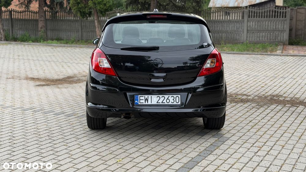 Opel Corsa 1.4 16V Cosmo - 5