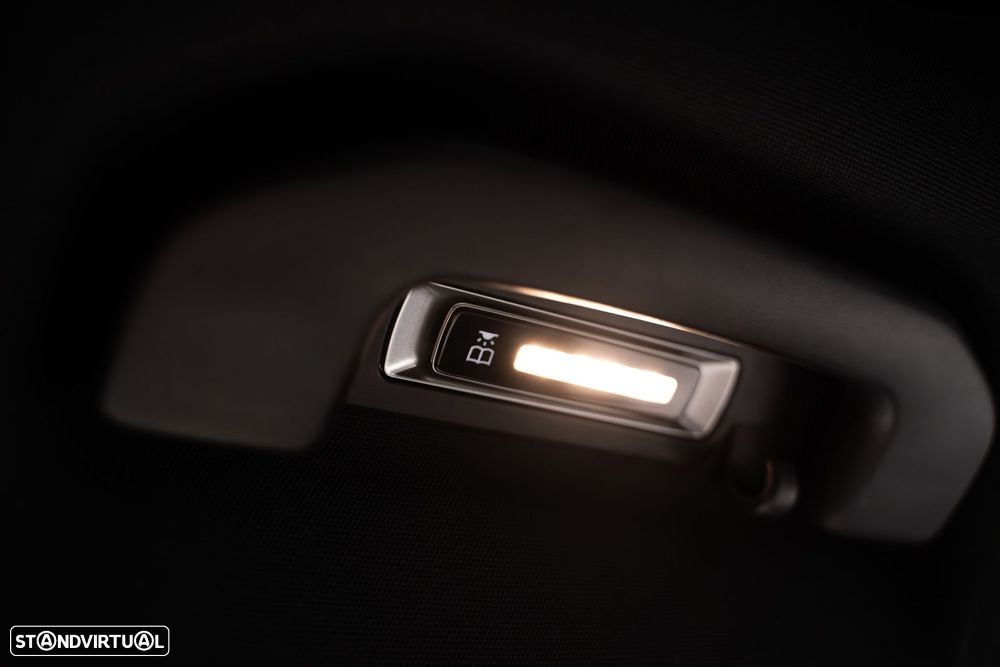 Mercedes-Benz E 300 Standard - 54