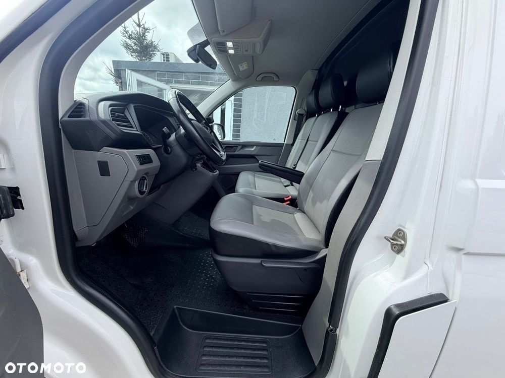 Volkswagen TRANSPORTER 6.1 - 6