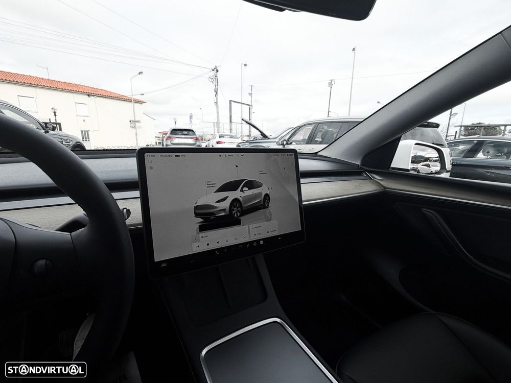 Tesla Model Y Tração Traseira - 18