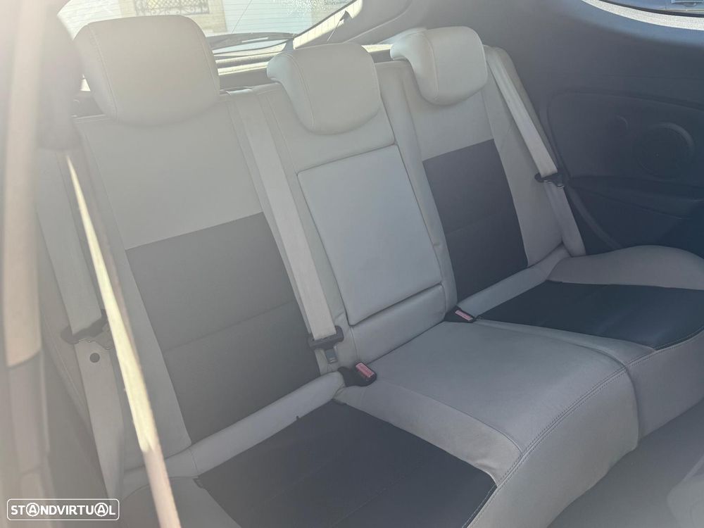 Renault Mégane Coupe Energy dCi 110 FAP Start & Stop GT Line - 16