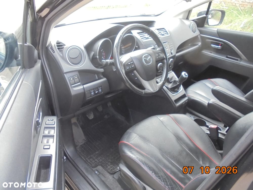 Mazda 5 - 10