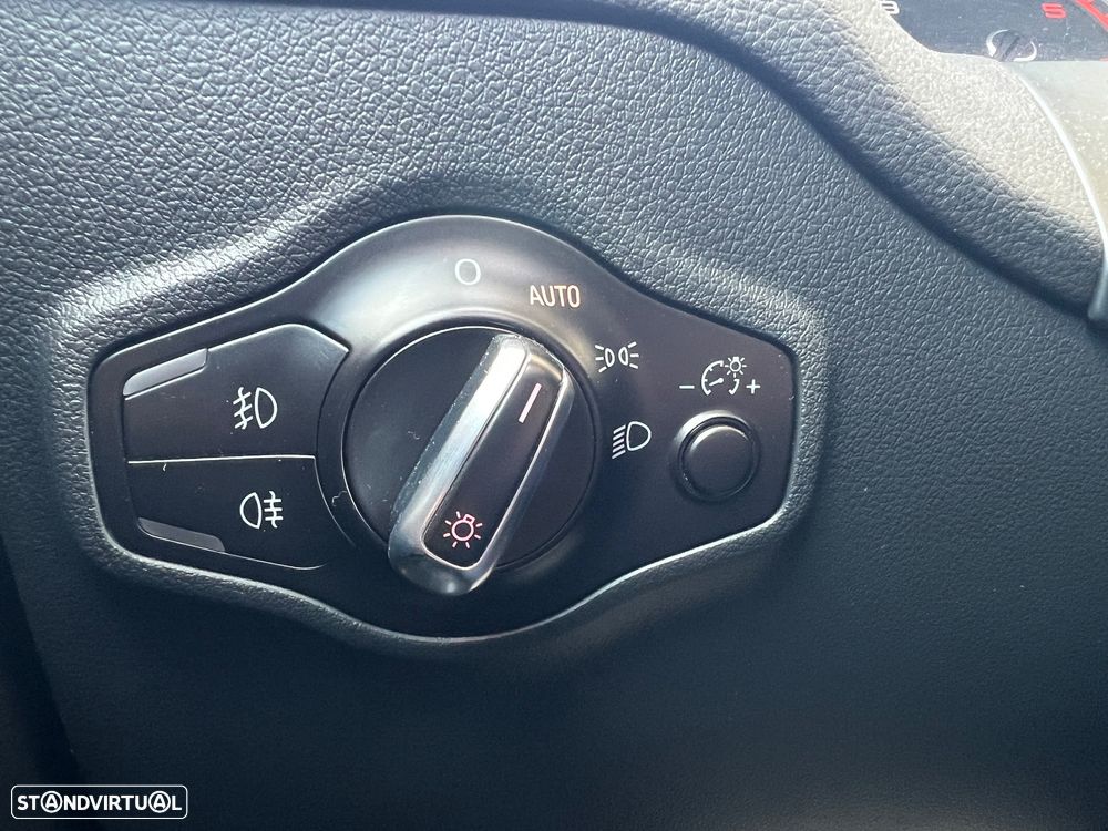 Audi Q5 2.0 TDI quattro S-line S-tronic - 40