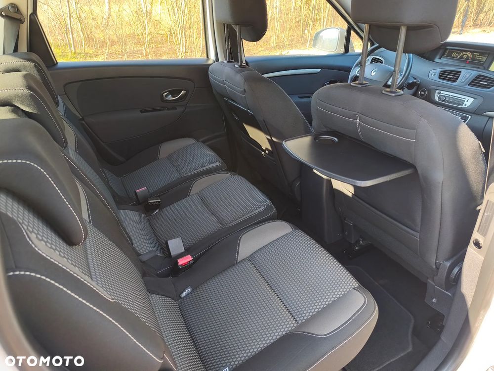 Renault Scenic - 5